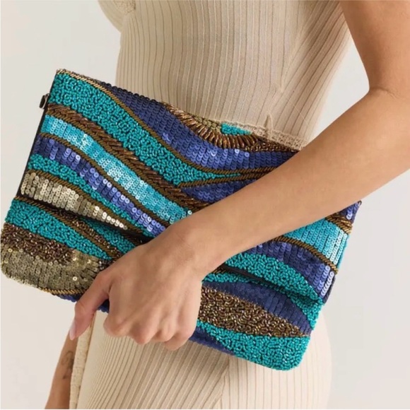 Accessory to Love - Makin Waves Beaded Clutch - EUC Like New Condition